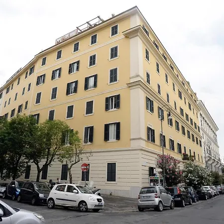 Mecenate Deluxe Colosseum Rome Exterior photo