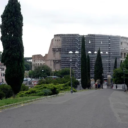 Mecenate Deluxe Colosseum Rome Exterior photo
